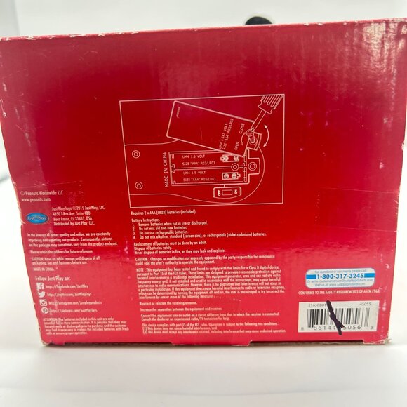 Snoopy Plush Toy 12" Peanuts Laughing Interactive Shake To Laugh Sound NEW - Picture 6 of 8